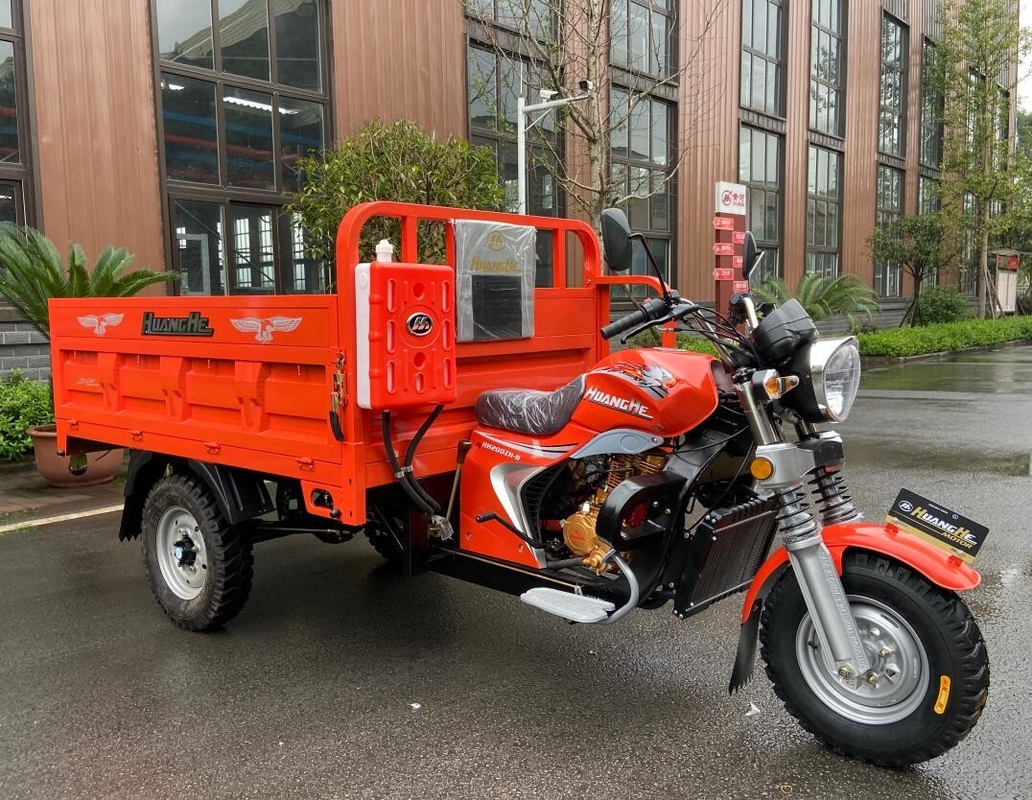 دراجة نارية شحن ثلاثية العجلات 200CC محرك 2.0m صندوق شحن دراجة نارية ثلاثية للشحن البضائع الثقيلة