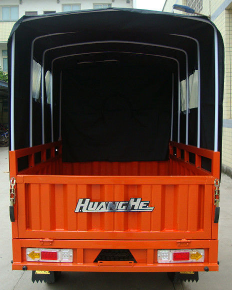 200CC Carrier دراجة ثلاثية العجلات Delivery Van with Rear Canvas Cover for Outdoor Raining Areas