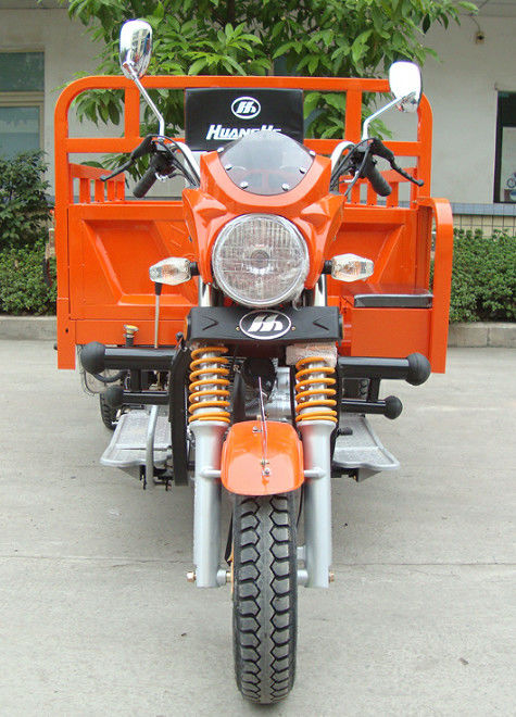 OEM البنزين 250CC 200CC البضائع الثلاثيه ، الصينية 3 عجلة دراجة نارية مع محرك رمح
