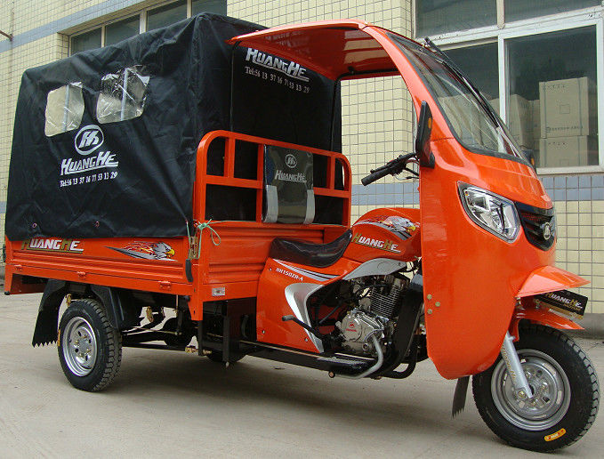 كابينة البنزين 150CC البضائع دراجة ثلاثية العجلات مع الغطاء الأمامي والخلفي للبالغين