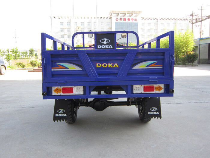 بمحركات 150CC البضائع الثلاثيه الكبير جولة رئيس الخفيفة 1.8 متر * 1.25 متر مربع الشحن