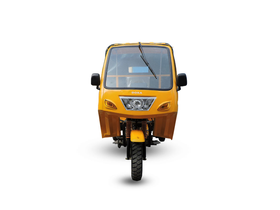 مظهر جيد البضائع دراجة ثلاثية العجلات 151 - 200cc النزوح مع الإطار الصلب ومحور السيارة