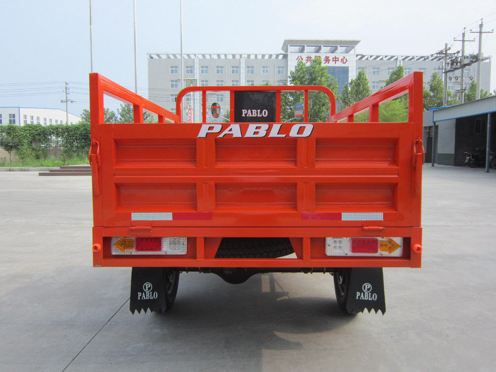 الدراجة النارية ذات العجلات الثلاثة اليمنى الدراجة النارية ذات العجلات الثلاثة للشحن مع نوع المحرك 300 سي سي و 201 250 سي سي